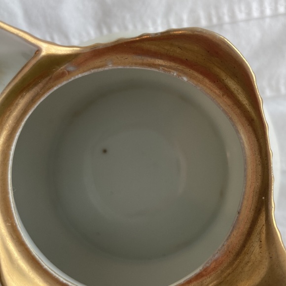 Beyer&Bock Royal Rudolstadt porcelain creamer, peonies floral pattern - Picture 12 of 14